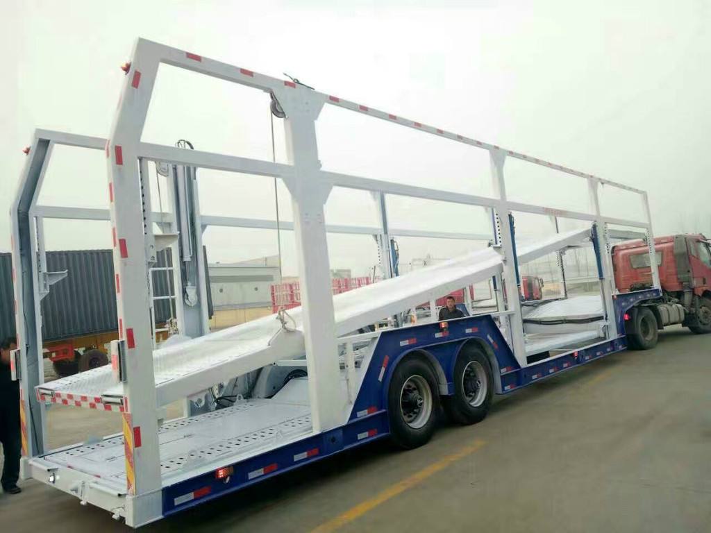 乘用车辆运输半挂车
